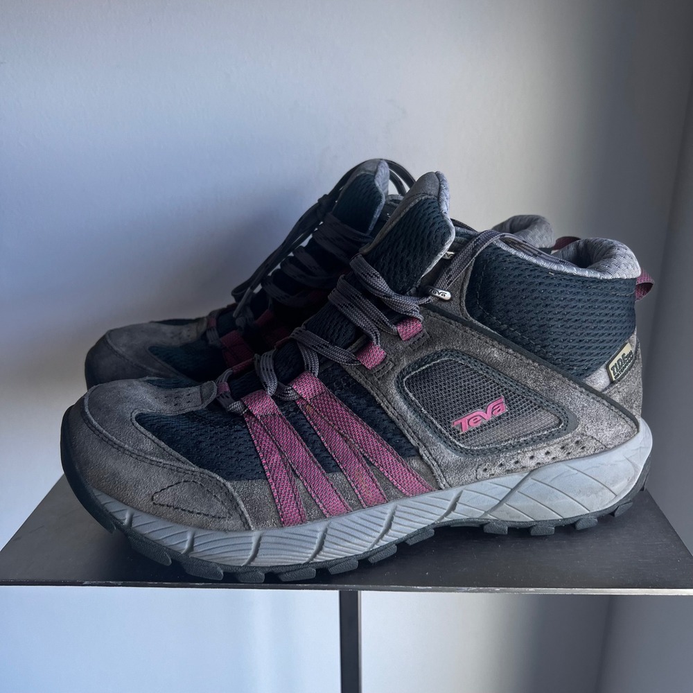 Teva Hiking Boots Womens 9.5 Grey Black Purple Waterproof T.I.D.E. Seal 1001121
